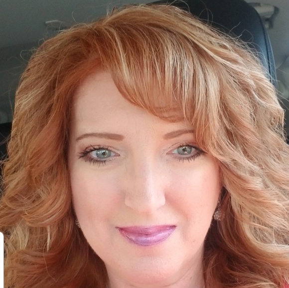 Meet your Posher, Patsy - Picture 1 of 1